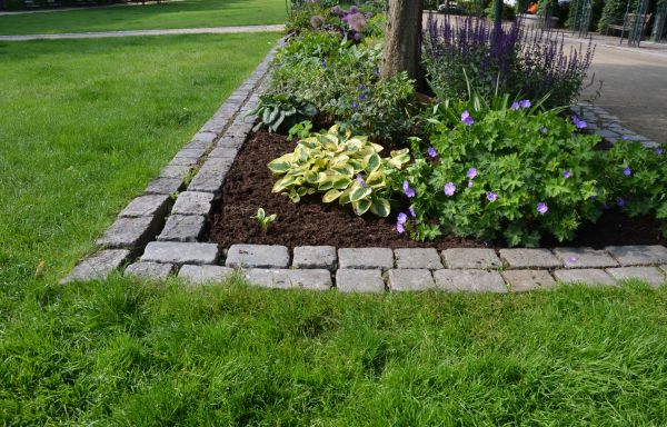 Stone Edging Installation in San Ramon